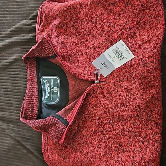 Pullover sweatshirt - Picture 2 of 5